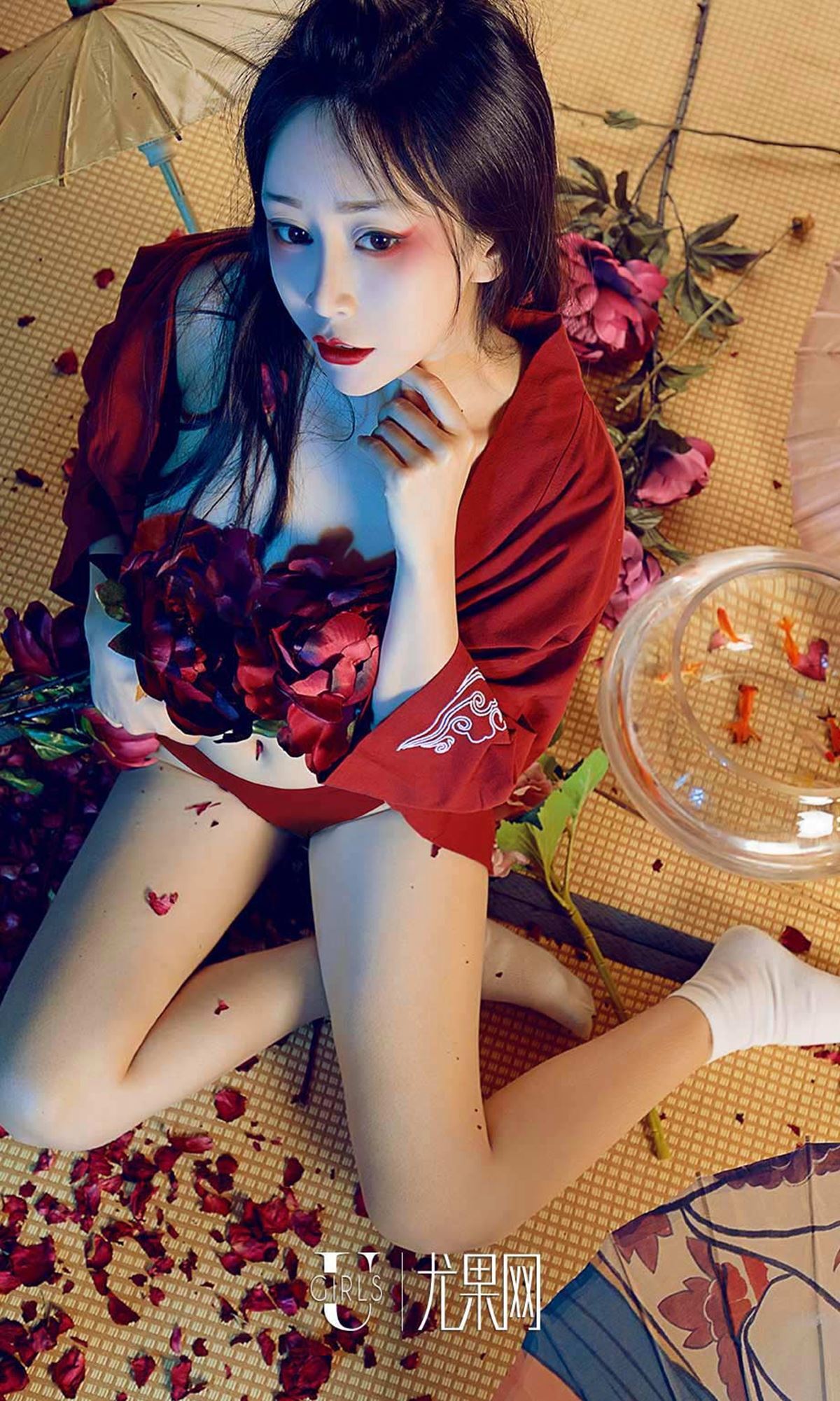 [Ugirls尤果网] 爱尤物专辑 2019.02.14 NO.1366 豌豆公主 姹紫嫣红